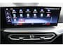BMW 3-Serie Touring 318i M-Sport Pro Shadowline | AlpinWeiss | Navi | DAB | LED+ | Live-cockpit - RIJKLAAR + BOVAG GARANTIE