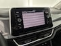 Volkswagen T-Roc 1.5 TSI 150pk DSG Style Trekhaak Camera Stoelverwarming Virtual Cockpit Navigatie