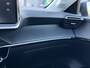 Peugeot 208 Style 1.2 Hybrid 110PK e-DCS6 Automaat Parkeersensoren Achter, Apple Carplay, Android Auto, Cruise Control, Airco