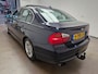 BMW 3-Serie 325i AUTOMAAT ! NIEUWE APK ! RIJD PERFECT !