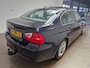 BMW 3-Serie 325i AUTOMAAT ! NIEUWE APK ! RIJD PERFECT !