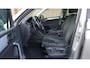 Volkswagen Tiguan 1.4 TSI 150pk DSG Highline Pano.Dak 18inch LM Trekhaak A-Camera *NL auto* Keurig exemplaar!