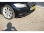 BMW 3-Serie Touring 320i Business Line LEES TEKST