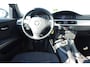BMW 3-Serie Touring 320i Business Line LEES TEKST
