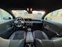 Mercedes-Benz A-klasse 180 d AMG | Widescreen | Camera | Sfeer | Carplay