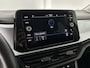Volkswagen T-Roc 1.0 TSI 110pk H6 Life Trekhaak App-Connect