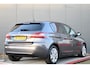 Peugeot 308 1.2 PureTech Blue Lease Executive camera