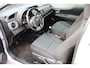 Toyota Yaris 1.0 VVT-i 70pk Aspiration | NL-auto | Facelift model! | Airco | Elek. ramen | Centr. deurvergr. | Radio | Metallic lak |