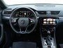 Skoda Superb 1.4 TSI iV Sportline Business | Wegklapbare trekhaak | Stoel & stuurverwarming | Elektrisch verstelbare stoelen + memory | Achteruitrijcamera | Premium audio |