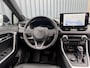 Toyota RAV4 2.5 Plug-in Hybrid AWD Bi-Tone Plus | Trekhaak | Stoel koeling+verwarming | 26.000 km | Rijklaar!!