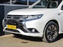 Mitsubishi Outlander 2.0 PHEV instyle | Leder | Xenon | 360 camera | Keyless | Stoelverwarming | PDC v+a