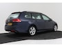 Volkswagen Golf Variant 1.4 TSI Connected Series R-Line | Trekhaak | Stoelverwarming | Navigatie | Sportstoelen |