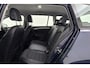 Volkswagen Golf Variant 1.4 TSI Connected Series R-Line | Trekhaak | Stoelverwarming | Navigatie | Sportstoelen |
