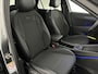 Volkswagen T-Roc 1.5 eTsi 150pk DSG R-Line First Edition Trekhaak 360Camera Head-Up harman/kardon Stoelverwarming Virtual Cockpit Panoramadak