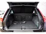 Volvo XC40 1.5 T4 Plug-in hybrid Core Bright | Stoel en Stuurverwarming | Parkeer Camera | Parkeersensoren Voor en Achter | Keyless Entry | Navigatie |