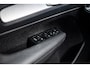 Volvo XC40 1.5 T4 Plug-in hybrid Core Bright | Stoel en Stuurverwarming | Parkeer Camera | Parkeersensoren Voor en Achter | Keyless Entry | Navigatie |