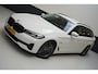 BMW 5-Serie Touring 530e Business Edition Plus | Harman Kardon | SoH 94% | Head Up | Trekhaak | Adaptive cruise | Sportstoelen | Blind spot | Stuurverwarming
