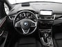 BMW 2-Serie Gran Tourer 218i 7 Persoons Executive | Sport Line | 1e eigenaar | Stoelverwarming | Head-Up | Trekhaak | Sportstoelen | Half leder | Navigatie | Climate control | Parkeerhulp | Cruise control