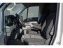 Volkswagen Crafter L3H2 | 2.0Tdi 177Pk | 35 | Stoel-Stoel | Achteruitrijcamera | 10.4'' Display | Trekhaak | Candy White