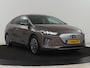 Hyundai Ioniq Premium EV 38 kWh | SOH 100% | Schuifdak | Stoelventilatie | Leder | Warmtepomp | Adaptive cruise | Camera | Achterbankverwarming | Carplay | Infinity Sound | Memory | Full LED | Keyless