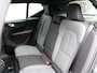 Volvo XC40 2.0 B4 Plus Dark / Trekhaak / All Season Banden / Stoel+Stuurwielverwarming / Elek. verstelbare stoelen / Harman Kardon Audio / Blis