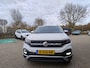 Volkswagen T-Cross 1.0 TSI Life | AUTOMAAT | Trekhaak | Stoelverw. | Parkeersensoren voor en achter |
