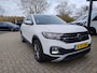 Volkswagen T-Cross 1.0 TSI Life | AUTOMAAT | Trekhaak | Stoelverw. | Parkeersensoren voor en achter |