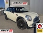 MINI One Mini 1.4 LET op auto loop op 3 cilinders.