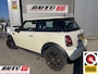 MINI One Mini 1.4 LET op auto loop op 3 cilinders.