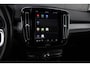 Volvo XC40 Recharge P8 AWD R-Design | Panoramadak | Trekhaak | Stoelverwarming |