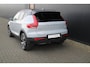 Volvo XC40 Recharge P8 AWD R-Design | Panoramadak | Trekhaak | Stoelverwarming |