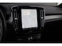 Volvo XC40 Recharge P8 AWD R-Design | Panoramadak | Trekhaak | Stoelverwarming |