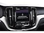 Volvo XC60 T6 350PK Automaat Plug-in Hybrid AWD Ultra Dark / Navigatie / Luchtvering / 360 Camera / Adaptieve Cruise Control / Stuurverwarming / Stoelverwarming v+a / Elektr. Achterklep / Schuifdak / Trekhaak