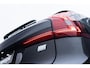 Volvo V90 2.0 T6 Plug-in Hybrid AWD R-Design Volvo V90 T6 AWD R-Design | Schuif-/Kanteldak | Head-Up Display | Harman Kardon Audio | 360 Camera | Memory | Trekhaak | Park Assist | DAB | Stoel-/Stuurverwarming + Stoelverwarming achter