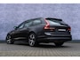 Volvo V90 2.0 T6 Plug-in Hybrid AWD R-Design Volvo V90 T6 AWD R-Design | Schuif-/Kanteldak | Head-Up Display | Harman Kardon Audio | 360 Camera | Memory | Trekhaak | Park Assist | DAB | Stoel-/Stuurverwarming + Stoelverwarming achter