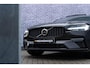 Volvo V90 2.0 T6 Plug-in Hybrid AWD R-Design Volvo V90 T6 AWD R-Design | Schuif-/Kanteldak | Head-Up Display | Harman Kardon Audio | 360 Camera | Memory | Trekhaak | Park Assist | DAB | Stoel-/Stuurverwarming + Stoelverwarming achter