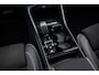 Volvo XC40 1.5 T5 Plug-in hybrid Ultimate Bright | Panoramadak | Adaptieve Cruise Control | Stoel en Stuurverwarming | Donker Glas | Harman Kardon |