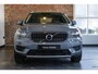 Volvo XC40 T4 Recharge Inscription Expression | Parkeersensoren voor en achter | Parkeercamera | Volvo on Call | Navigatie | 4-Seizoenenbanden | Sensus Connect met High Performance Audio | Climate Control | Cruise Control