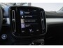 Volvo XC40 T4 Recharge Inscription Expression | Parkeersensoren voor en achter | Parkeercamera | Volvo on Call | Navigatie | 4-Seizoenenbanden | Sensus Connect met High Performance Audio | Climate Control | Cruise Control