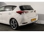 Toyota Auris 1.8 Hybrid Dynamic | Camera | Trekhaak | 17 inch LMV | Getint Glas