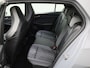 Volkswagen Golf 1.5 eTSI 130pk DSG R-Line · Navigatie · Apple/Android Car Play · Camera + Parkeersensoren
