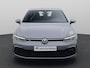 Volkswagen Golf 1.5 eTSI 130pk DSG R-Line · Navigatie · Apple/Android Car Play · Camera + Parkeersensoren