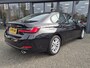 BMW 3-Serie 320e | Leder | Camera | Parkpilot V+A | Navigatie | LMV | Dealeronderhoud | Hybrid Automaat |