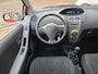 Toyota Yaris 1.3 VVTi Comfort | 2E EIGENAAR | 12MND GARANTIE | AIRCO | ELEC RAMEN | PDC |