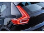 Volvo XC40 1.5 T4 Plug-in hybrid Plus Dark | Lederen Bekleding | Trekhaak | Verwarmde Voorruit | Achteruitrijcamera | Elektrische Verstelbare Voorstoelen | Keyless Entry | Navigatie | Apple Carplay | Android Auto