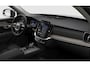 Volvo XC90 T8 455PK Automaat Plug-in hybrid AWD Ultra Bright Luchtvering / Trekhaak / Panoramadak / Google services / Elektrisch bedienbare voorstoelen met geheugen / Stoelverwarming voor en achter