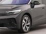 Volkswagen ID.4 First 77 kWh incl. wegklapbare trekhaak | SoH 90,9% | Wegklapbare trekhaak | Apple Carplay | Voorstoelen verwarmd | Achteruitrij camera | Parkeersensoren voor en achter | Wifi | Spraakbediening |