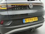 Volkswagen ID.4 First 77 kWh incl. wegklapbare trekhaak | SoH 90,9% | Wegklapbare trekhaak | Apple Carplay | Voorstoelen verwarmd | Achteruitrij camera | Parkeersensoren voor en achter | Wifi | Spraakbediening |