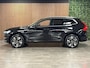 Volvo XC60 T6 AWD Recharge Plus Brigth | MY26 Facelift | Trekhaak | 360° Camera | Harman Kardon | Adaptieve Cruise Control | Stoelverwarming voor+achter | Stuurwielverwarming | Pilot Assist | BLIS Dode Hoek Detectie | Elektrische voorstoelen geheugen | Nordico Quilted bekleding | Zitting verlenging voorstoelen | Google Infotainment | 19 Inch | Keyless Drive | Parkeersensoren voor+achter | Privacy Glass | Elektrisch bedienbare achterklep | DAB Radio | Apple Carplay/Android Auto | Draadloos telefoon opladen | Volvo On Call met mobiele App functie | Onyx Black Metallic |