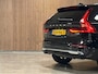 Volvo XC60 T6 AWD Recharge Plus Brigth | MY26 Facelift | Trekhaak | 360° Camera | Harman Kardon | Adaptieve Cruise Control | Stoelverwarming voor+achter | Stuurwielverwarming | Pilot Assist | BLIS Dode Hoek Detectie | Elektrische voorstoelen geheugen | Nordico Quilted bekleding | Zitting verlenging voorstoelen | Google Infotainment | 19 Inch | Keyless Drive | Parkeersensoren voor+achter | Privacy Glass | Elektrisch bedienbare achterklep | DAB Radio | Apple Carplay/Android Auto | Draadloos telefoon opladen | Volvo On Call met mobiele App functie | Onyx Black Metallic |